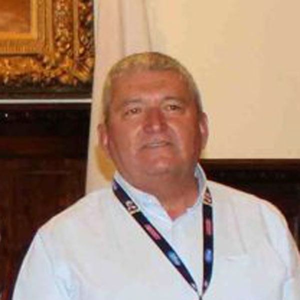 Roberto Riquelme Espinoza